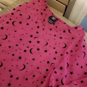 14/16 GIRLS SIZE MID WAY STARS & MOON SHIRT